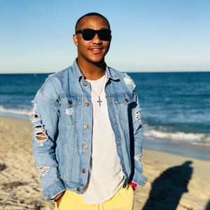 Meet your Posher, Aron